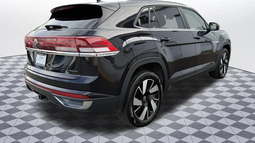 2025 Volkswagen Atlas Cross Sport SE 4Motion