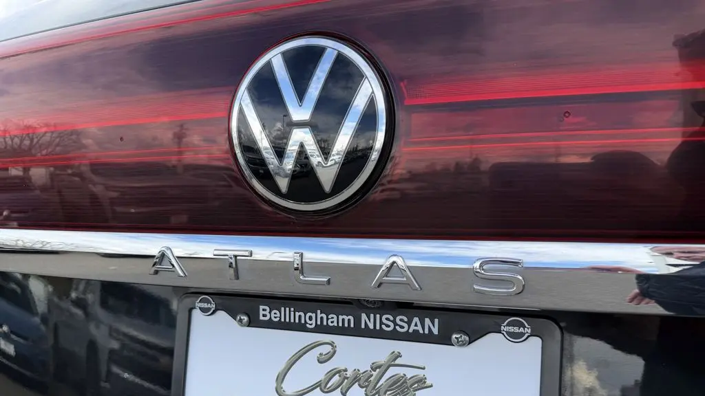 2025 Volkswagen Atlas Cross Sport SE 4Motion