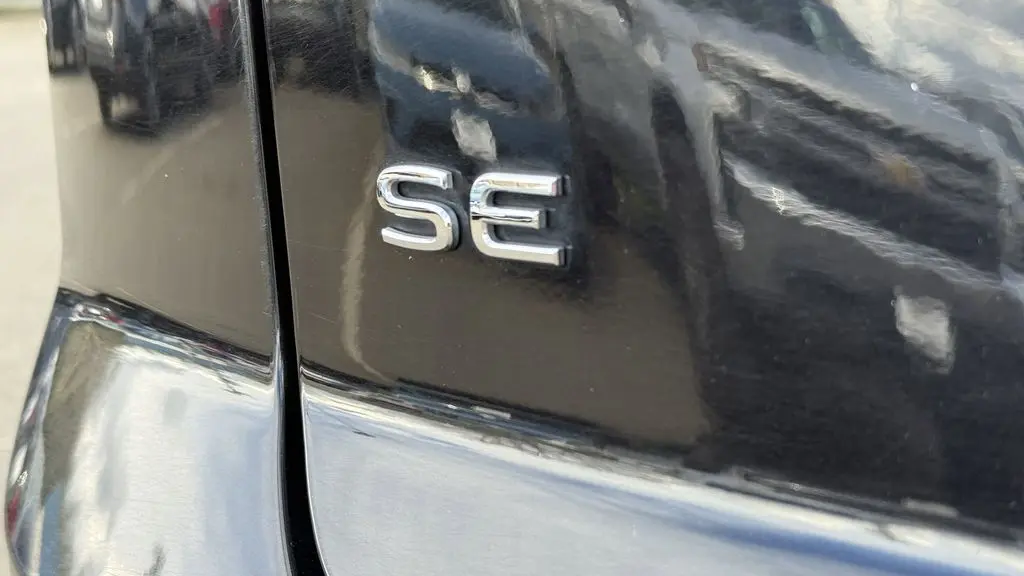 2025 Volkswagen Atlas Cross Sport SE 4Motion