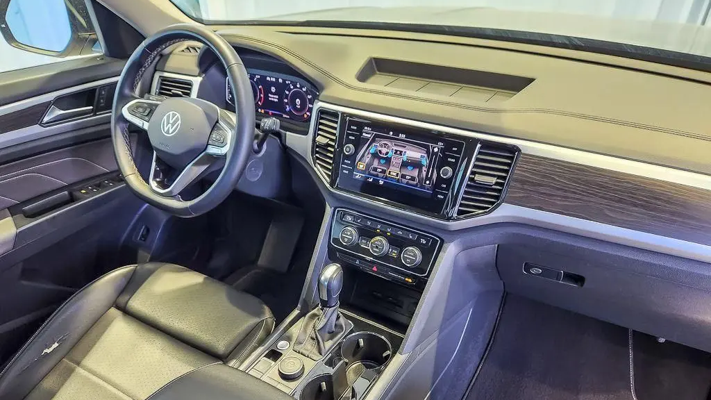 2023 Volkswagen Atlas SE 4Motion
