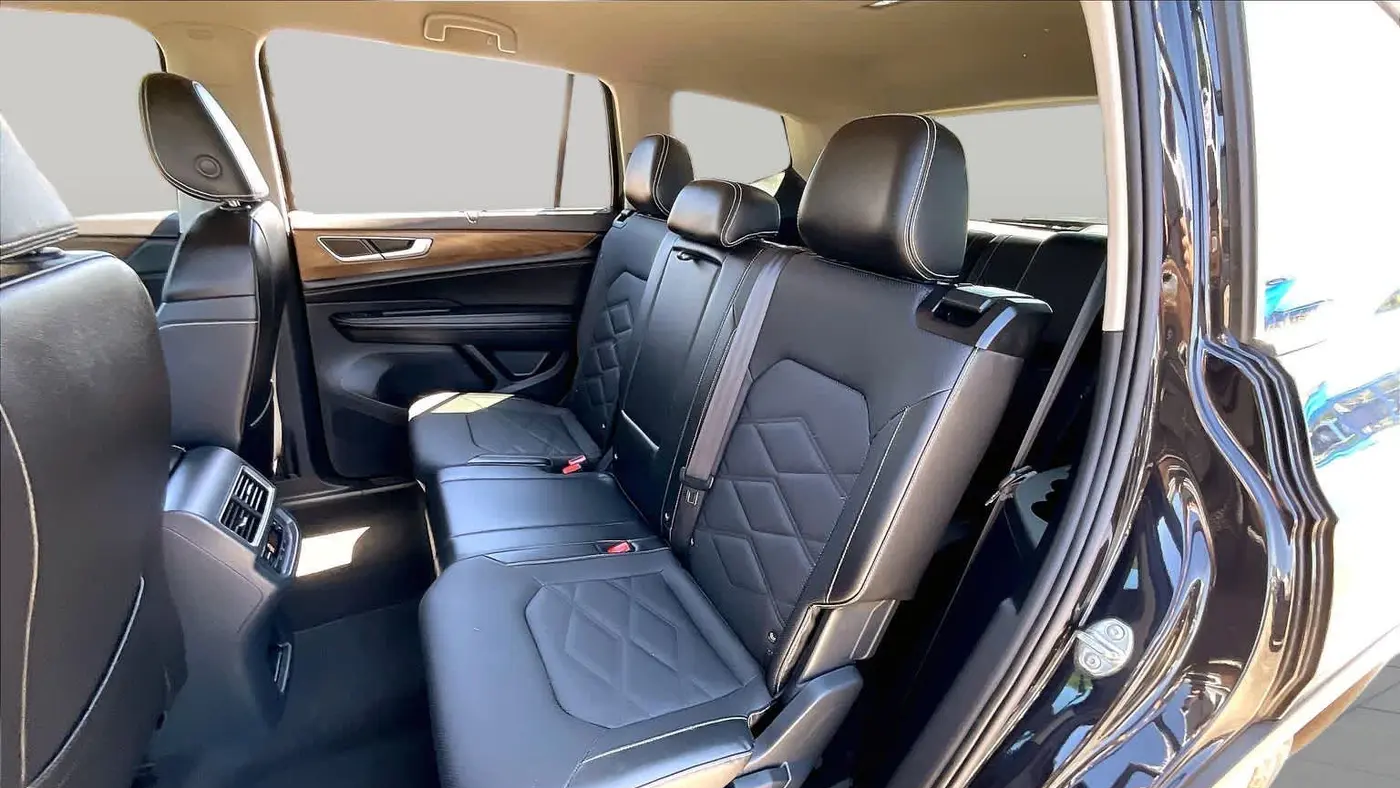 2024 Volkswagen Atlas SE 4Motion