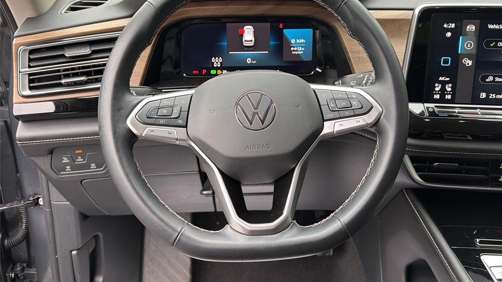 2025 Volkswagen Atlas SE 4Motion