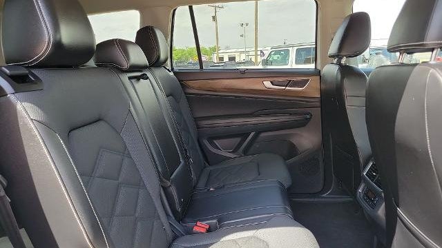 2024 Volkswagen Atlas SE 4Motion
