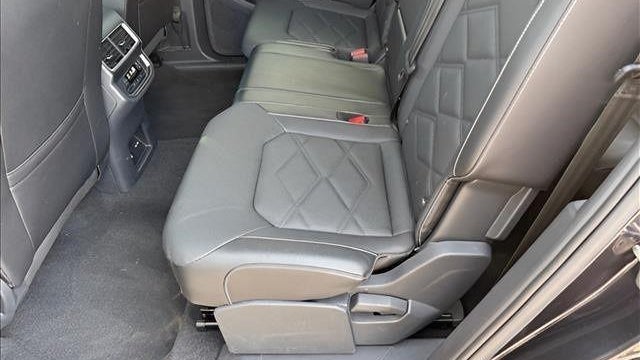 2025 Volkswagen Atlas SE 4Motion