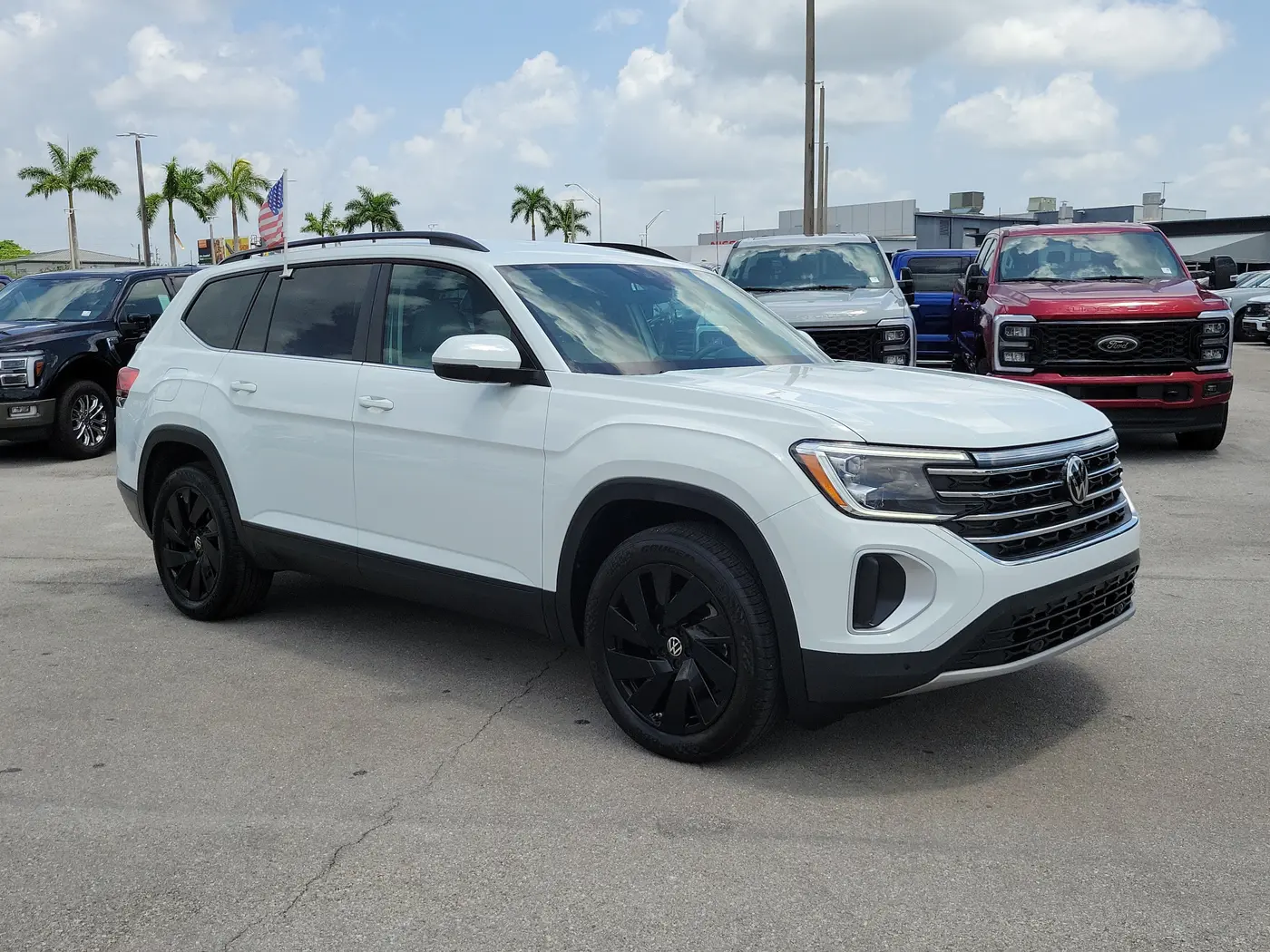 2025 Volkswagen Atlas - $31,990