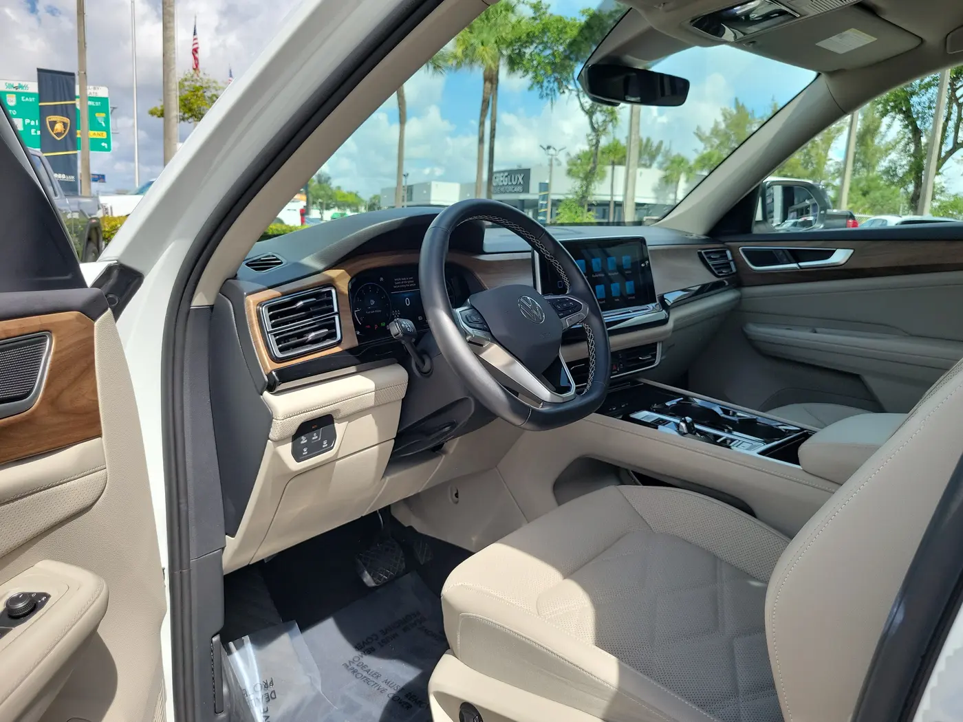 2025 Volkswagen Atlas - $31,990