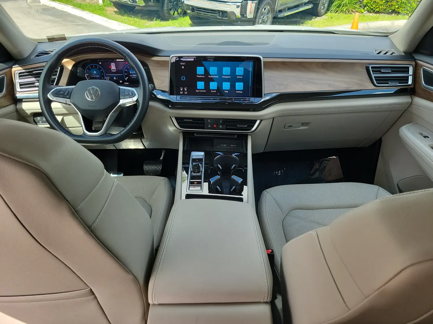2025 Volkswagen Atlas - $31,990