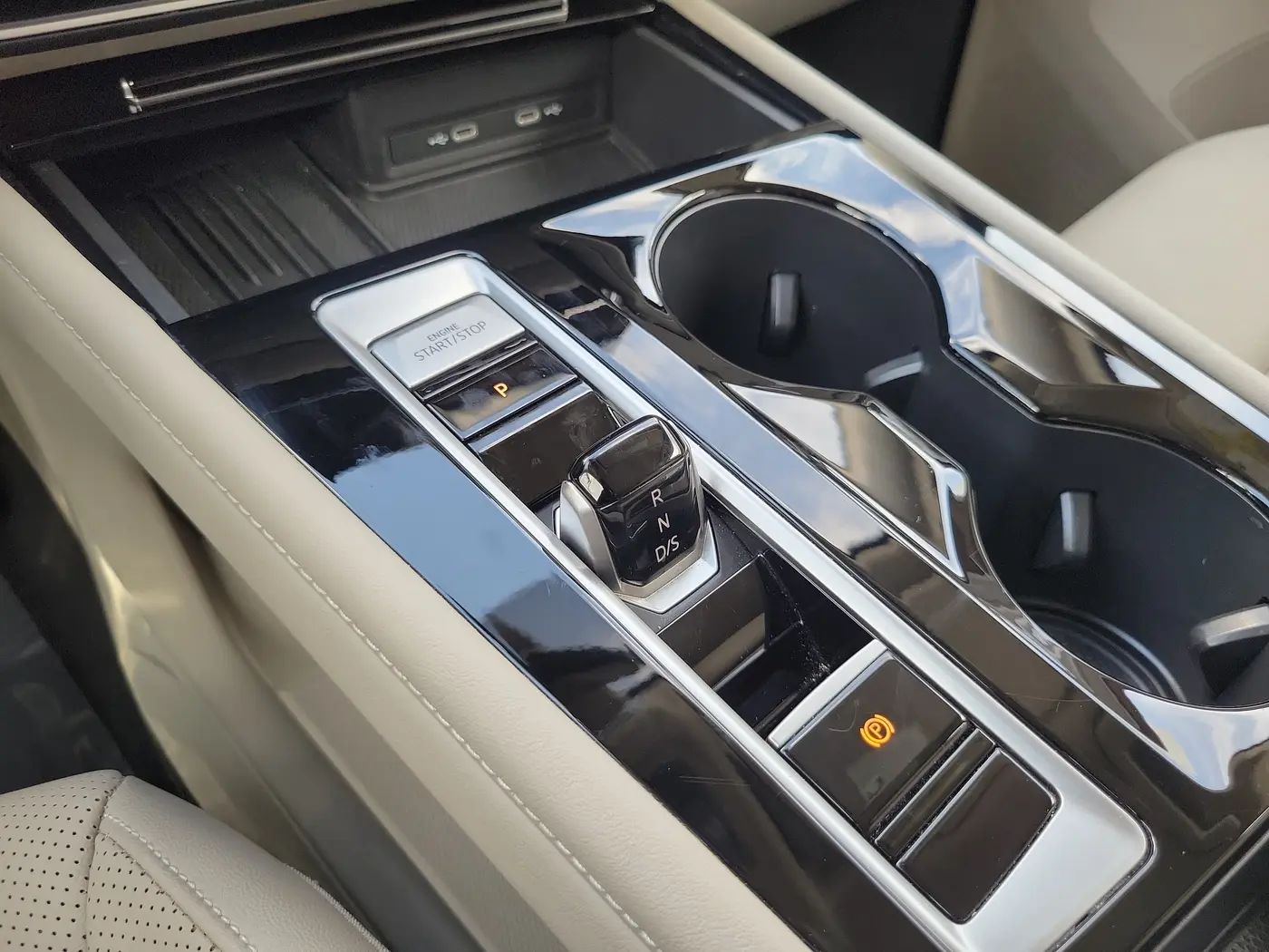 2025 Volkswagen Atlas - $31,990