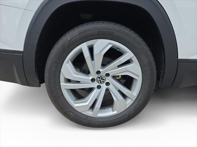 2022 Volkswagen Atlas - $25,176