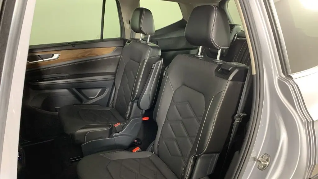 2024 Volkswagen Atlas SE 4Motion