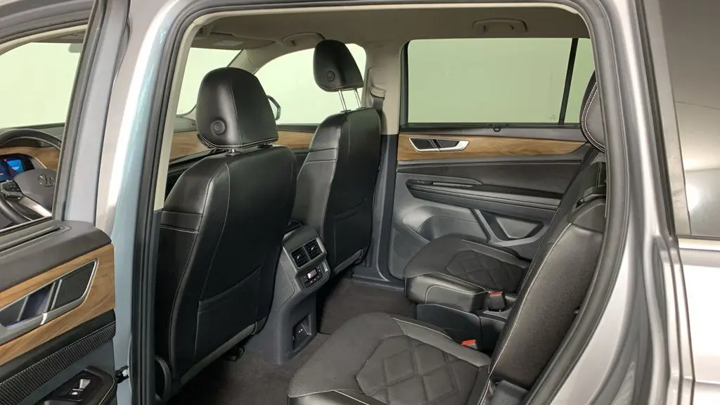 2024 Volkswagen Atlas SE 4Motion