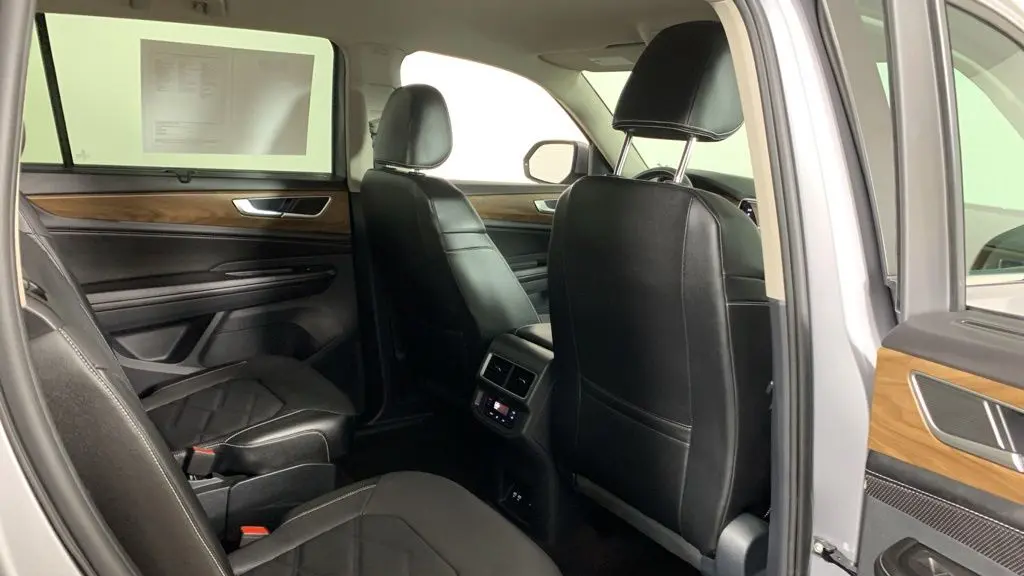 2024 Volkswagen Atlas SE 4Motion