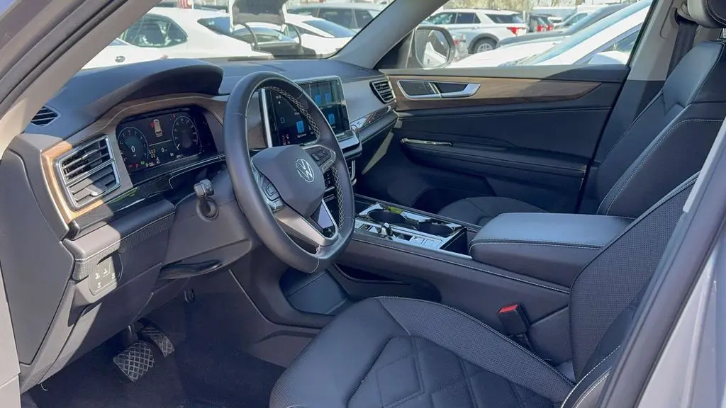 2025 Volkswagen Atlas SE 4Motion