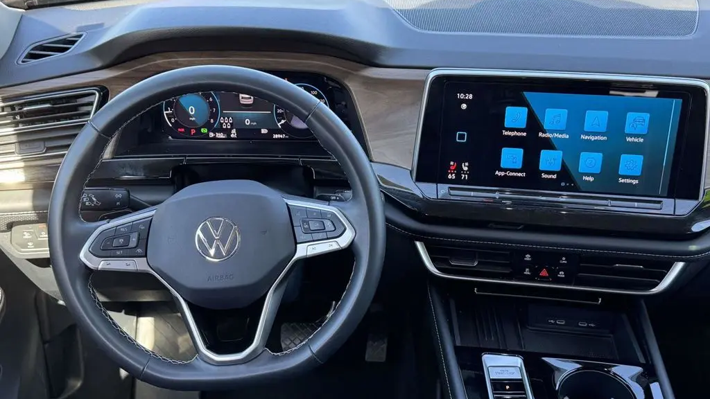 2025 Volkswagen Atlas SE 4Motion
