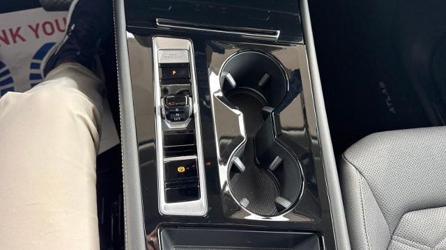 2024 Volkswagen Atlas SE 4Motion