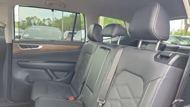 2024 Volkswagen Atlas SE 4Motion