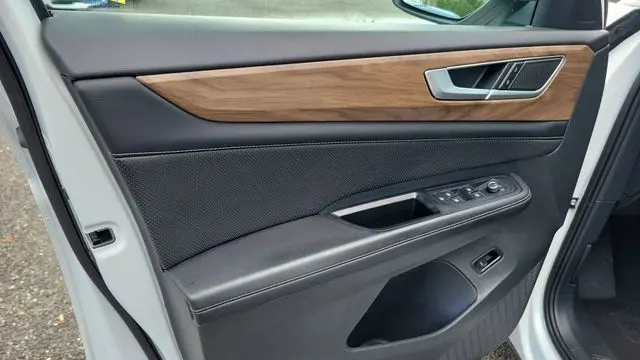 2024 Volkswagen Atlas SE 4Motion