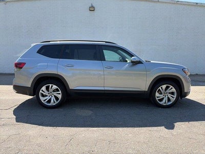 Photo of a 2021 Volkswagen Atlas AWD V6 SE 4motion 4DR SUV W/Technology (midyear Release) for sale