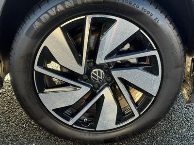 Photo of a 2024 Volkswagen Atlas AWD SE 4motion 4DR SUV W/Technology for sale