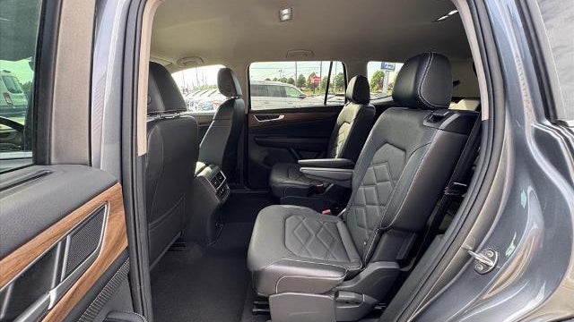 2024 Volkswagen Atlas SE 4Motion