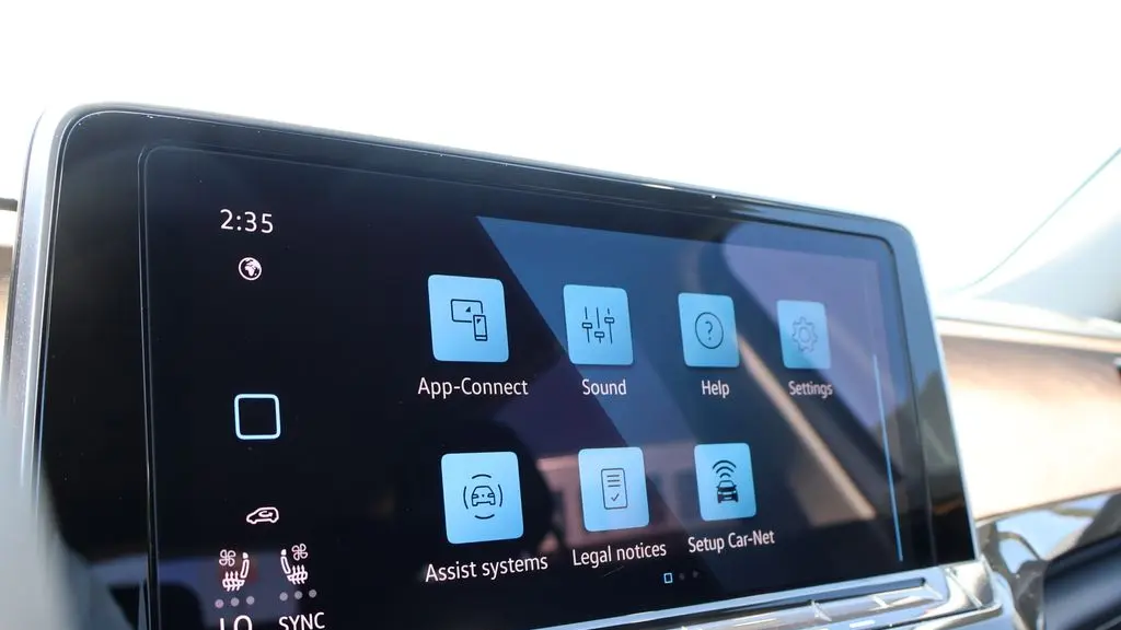 2025 Volkswagen Atlas SE 4Motion
