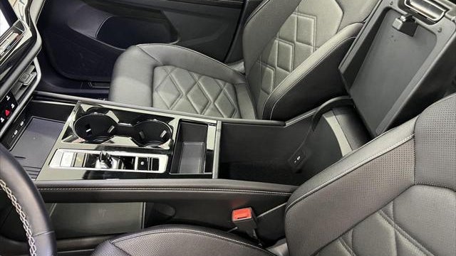 2025 Volkswagen Atlas SE 4Motion