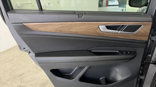 2025 Volkswagen Atlas SE 4Motion