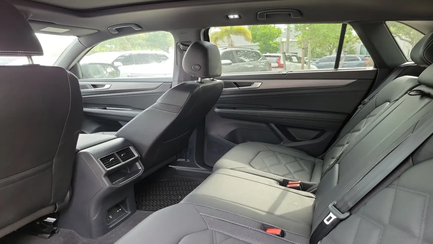 2026 Volkswagen Atlas Cross Sport SE