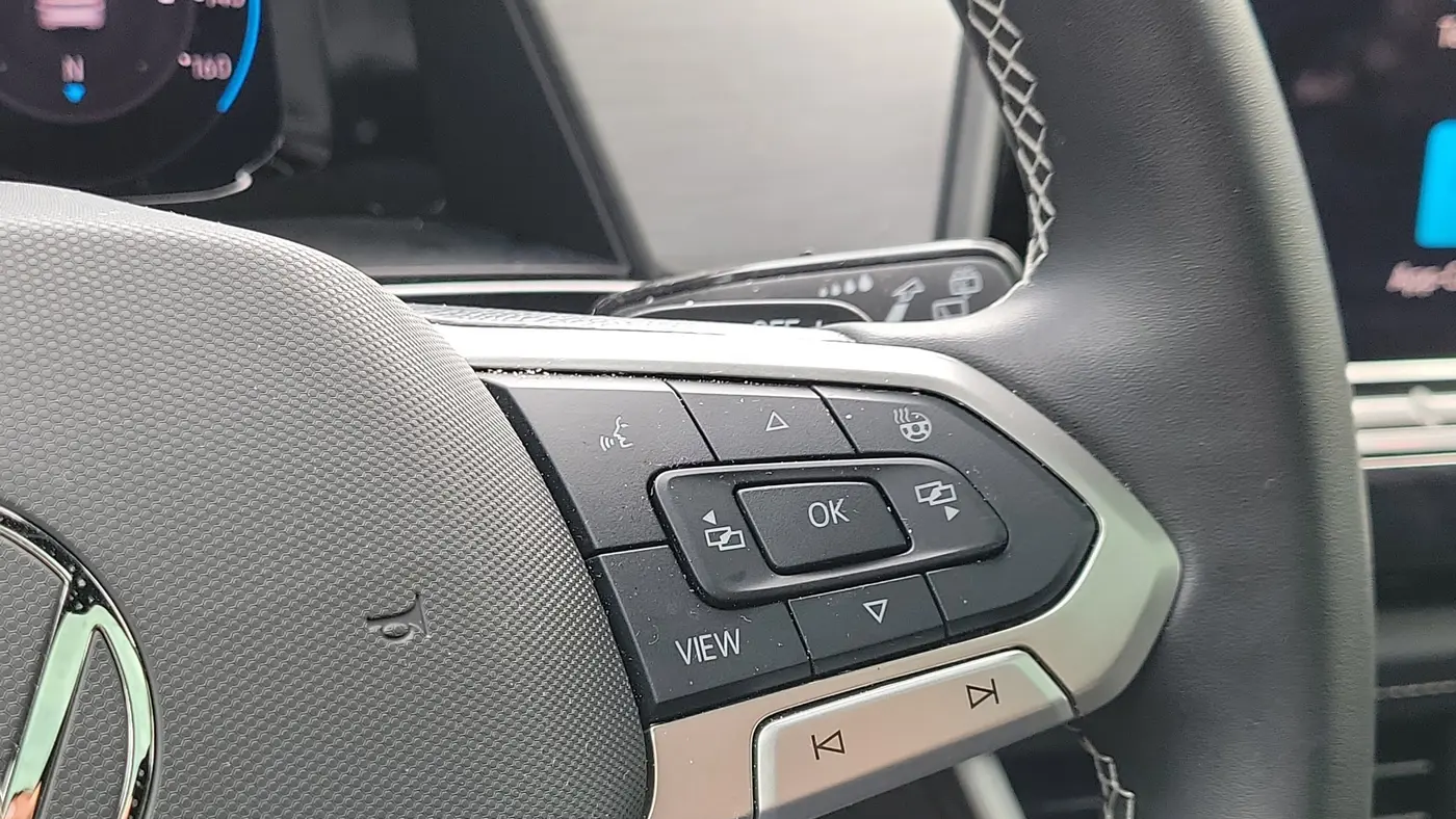2026 Volkswagen Atlas Cross Sport SE