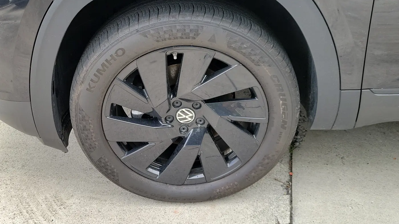 2026 Volkswagen Atlas Cross Sport SE