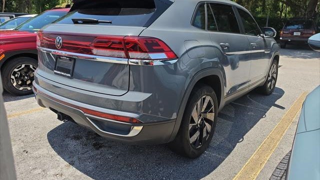 2024 Volkswagen Atlas Cross Sport SE