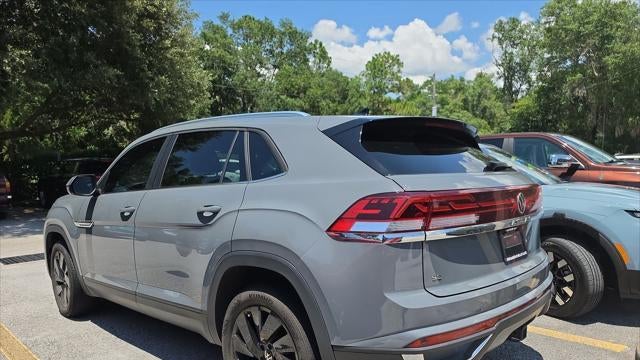 2024 Volkswagen Atlas Cross Sport SE