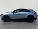 2023 Atlas Cross Sport Thumbnail 2