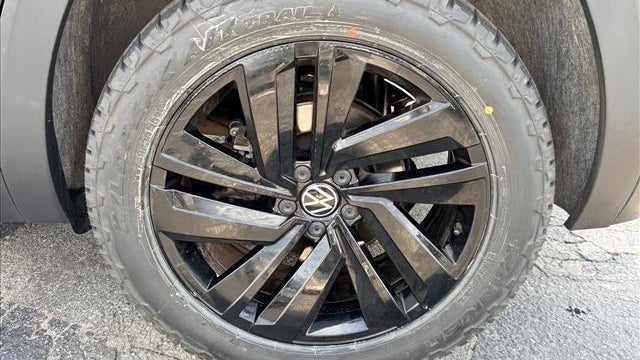 2023 Volkswagen Atlas Cross Sport V6 SE