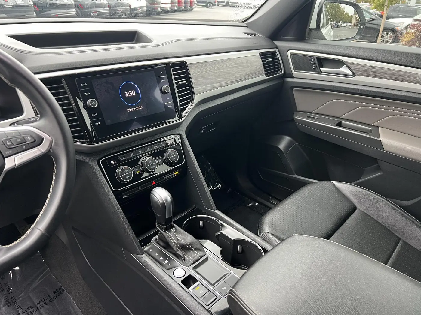 2022 Volkswagen Atlas - $23,842