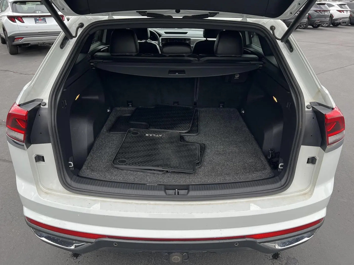 2022 Volkswagen Atlas - $23,842