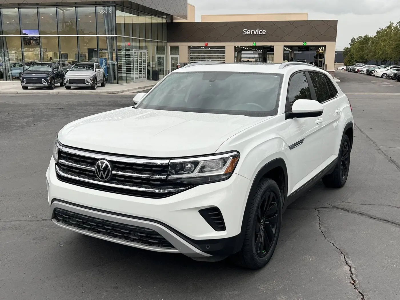2022 Volkswagen Atlas - $23,842