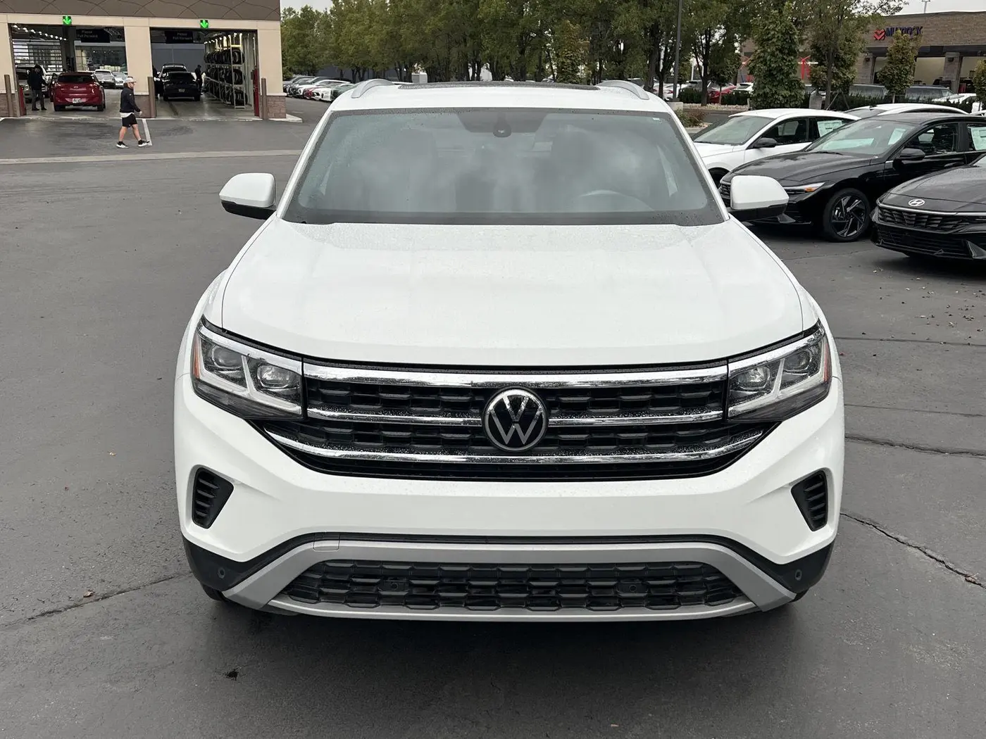 2022 Volkswagen Atlas - $23,842