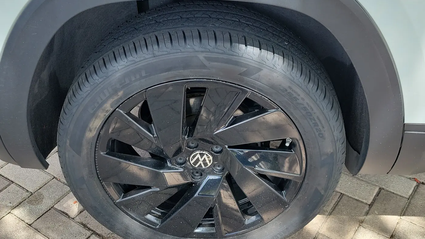 2024 Volkswagen Atlas Cross Sport SE