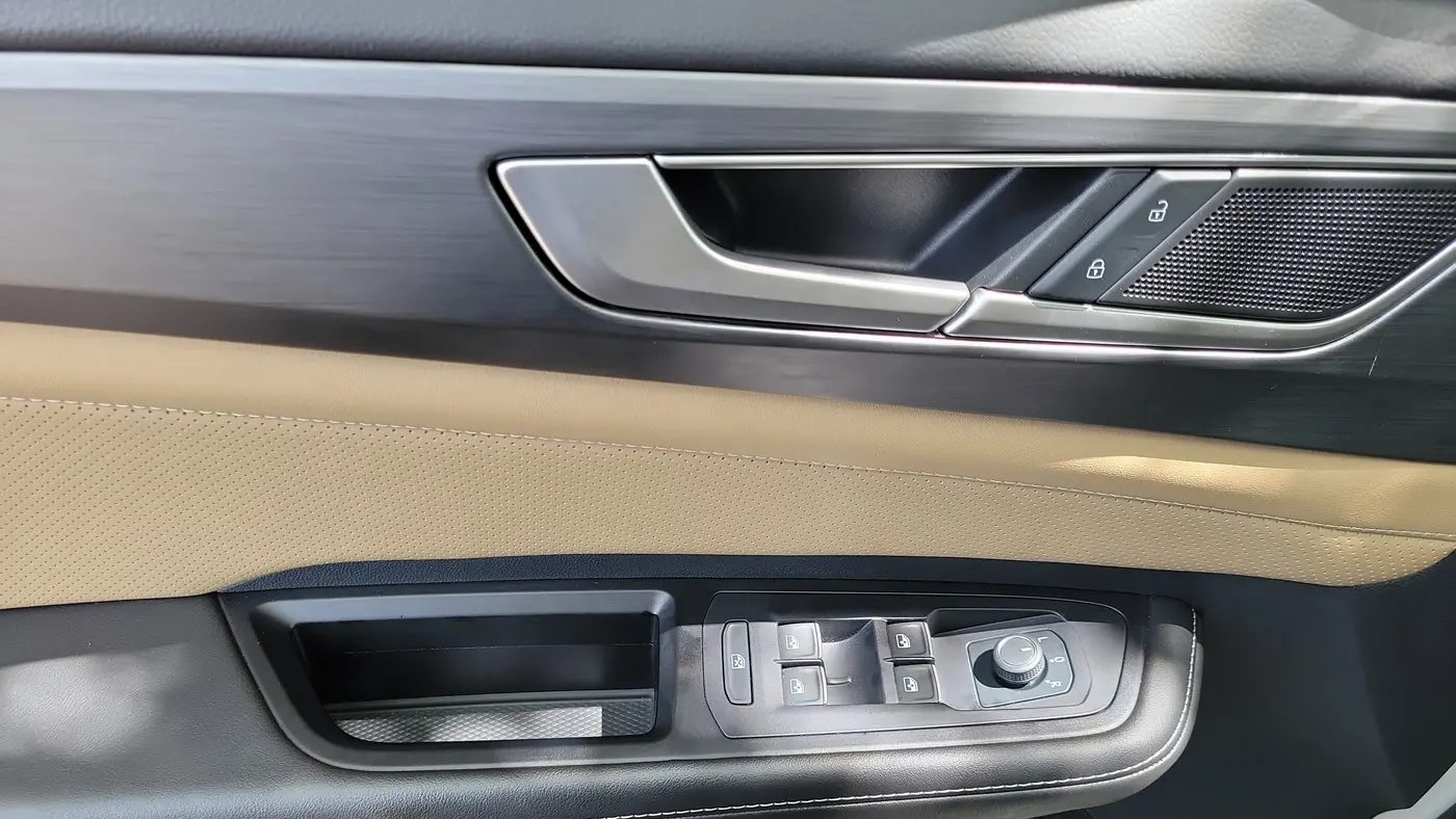 2024 Volkswagen Atlas Cross Sport SE