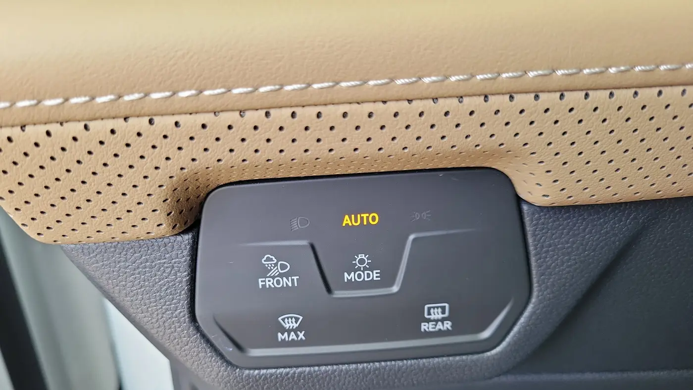2024 Volkswagen Atlas Cross Sport SE