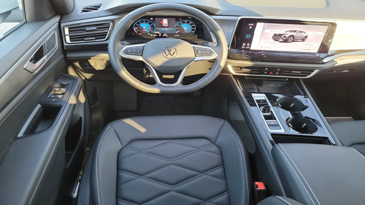 2025 Volkswagen Atlas Cross Sport SE