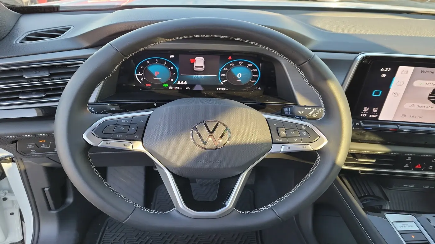 2025 Volkswagen Atlas Cross Sport SE