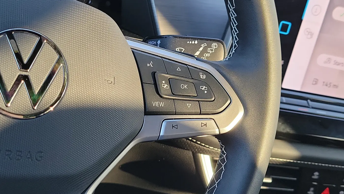 2025 Volkswagen Atlas Cross Sport SE
