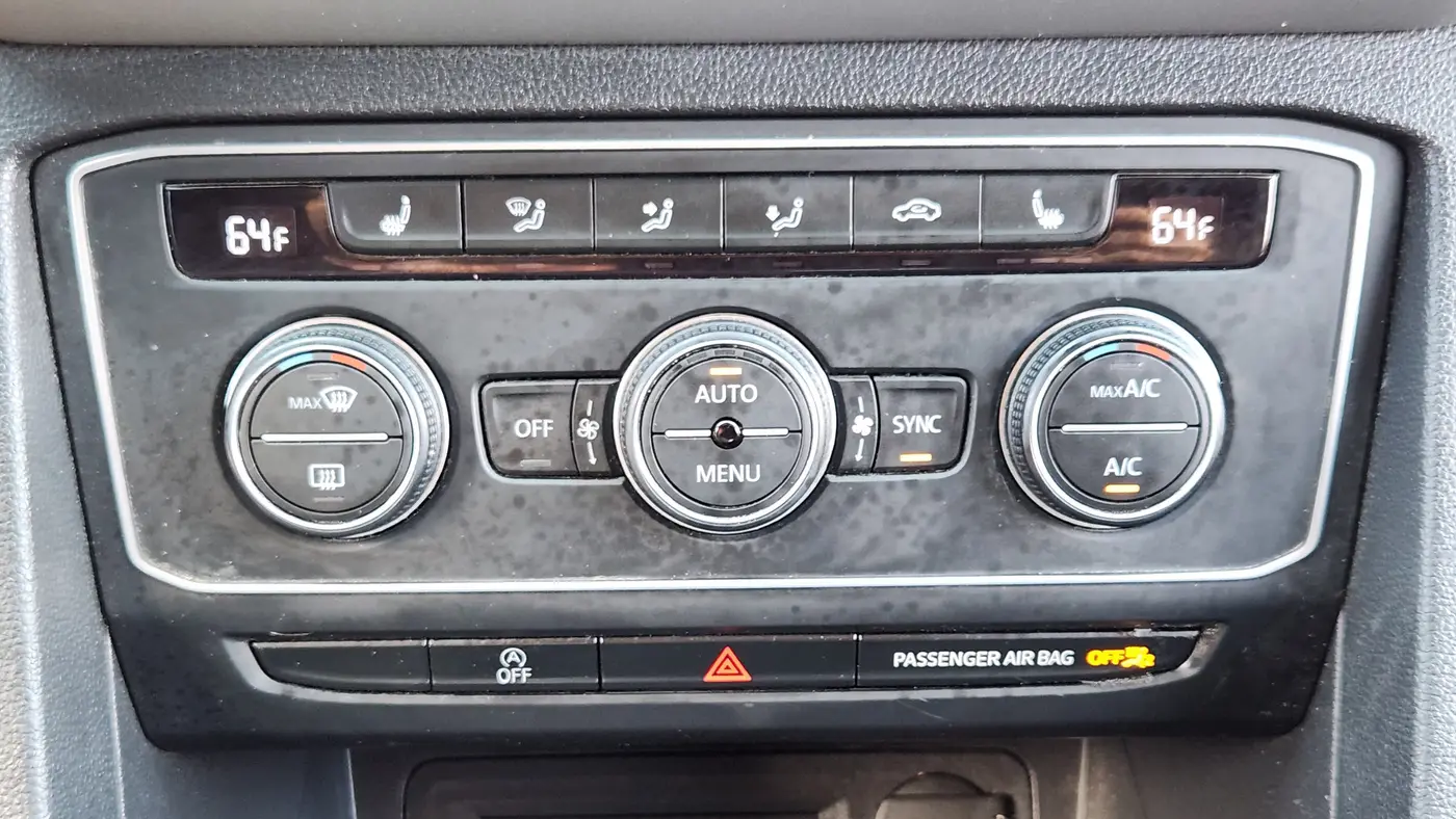 2021 Volkswagen Atlas Cross Sport V6 SE
