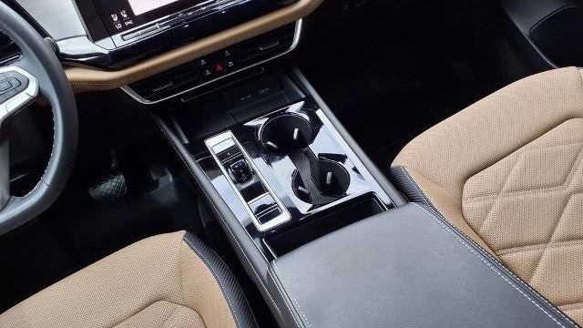 2024 Volkswagen Atlas Cross Sport SE