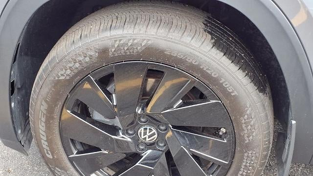 2024 Volkswagen Atlas Cross Sport SE
