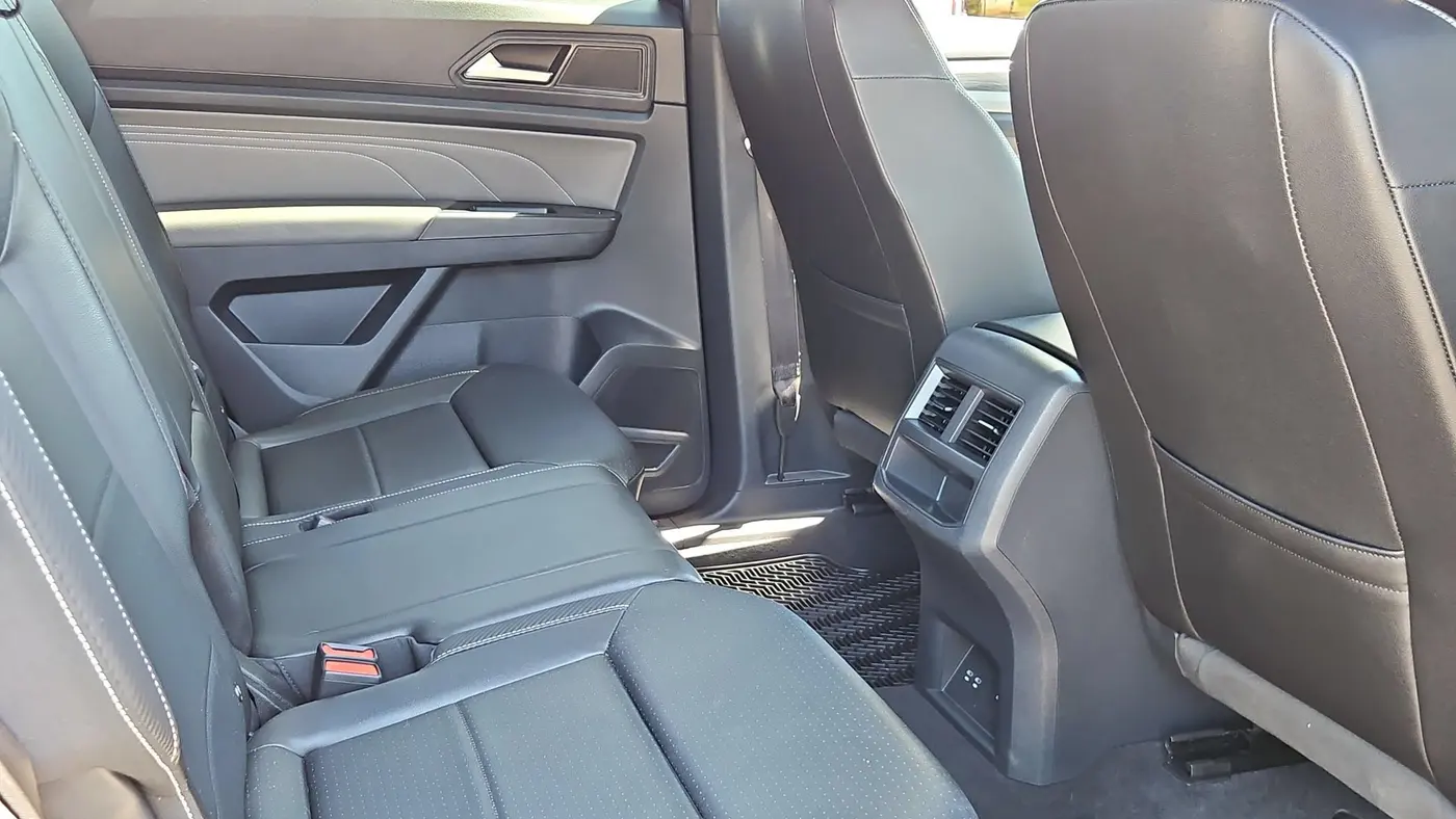 2023 Volkswagen Atlas Cross Sport V6 SE