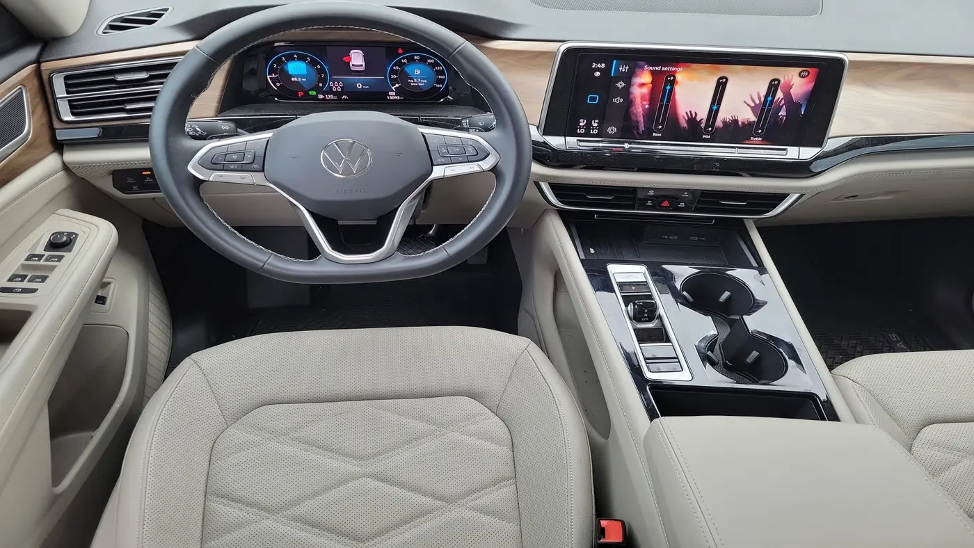 2026 Volkswagen Atlas SE