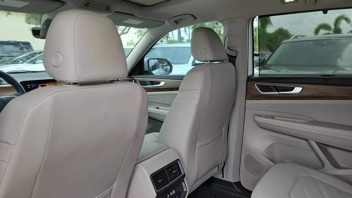 2026 Volkswagen Atlas SE